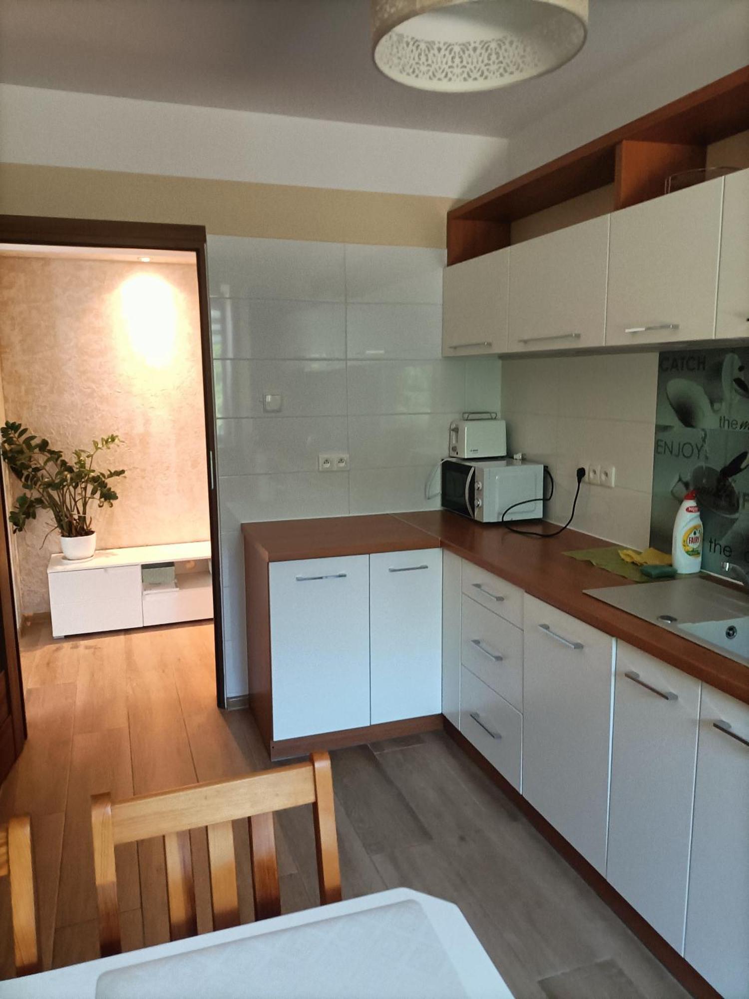 Apartament Blekit Nieba Тикочин Екстериор снимка